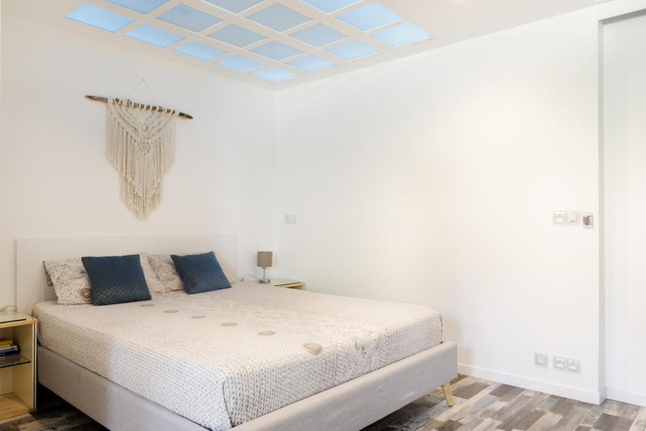 Grand Studio Neuf Face Port Et Plage, Parking Prive Golfe-Juan Exterior foto