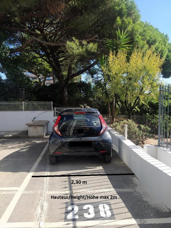 Grand Studio Neuf Face Port Et Plage, Parking Prive Golfe-Juan Exterior foto
