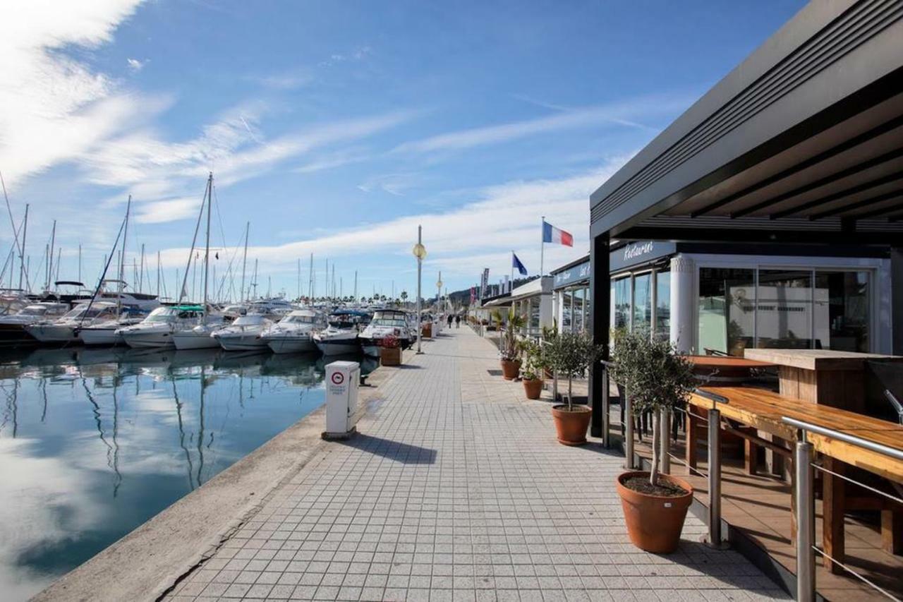Grand Studio Neuf Face Port Et Plage, Parking Prive Golfe-Juan Exterior foto