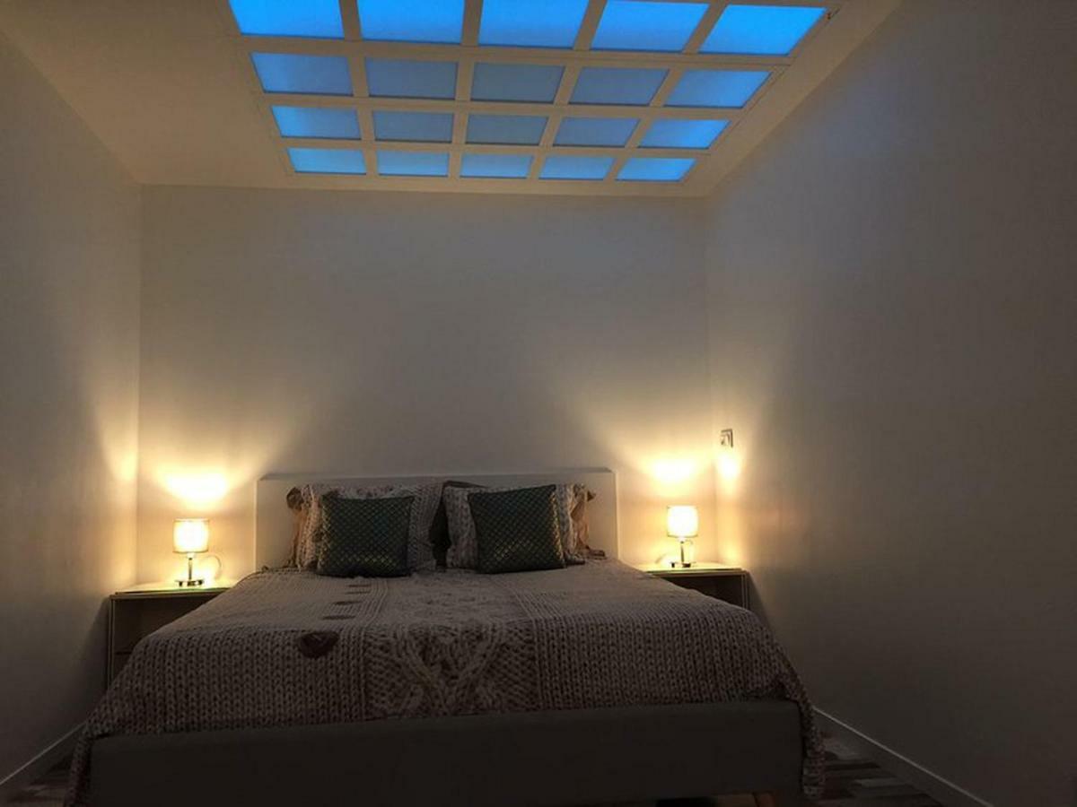 Grand Studio Neuf Face Port Et Plage, Parking Prive Golfe-Juan Exterior foto